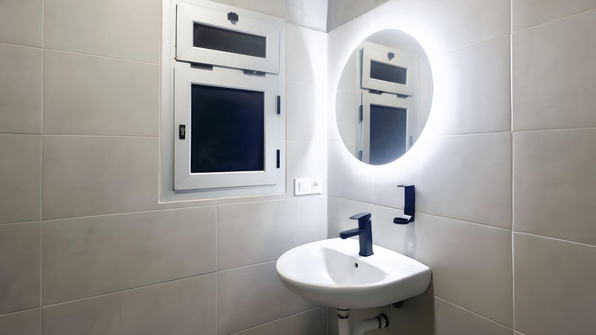 Ideal Youth Hostel Βαρκελώνη Εξωτερικό φωτογραφία